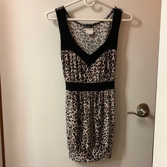 Leopard Tank-top - Picture 1 of 6